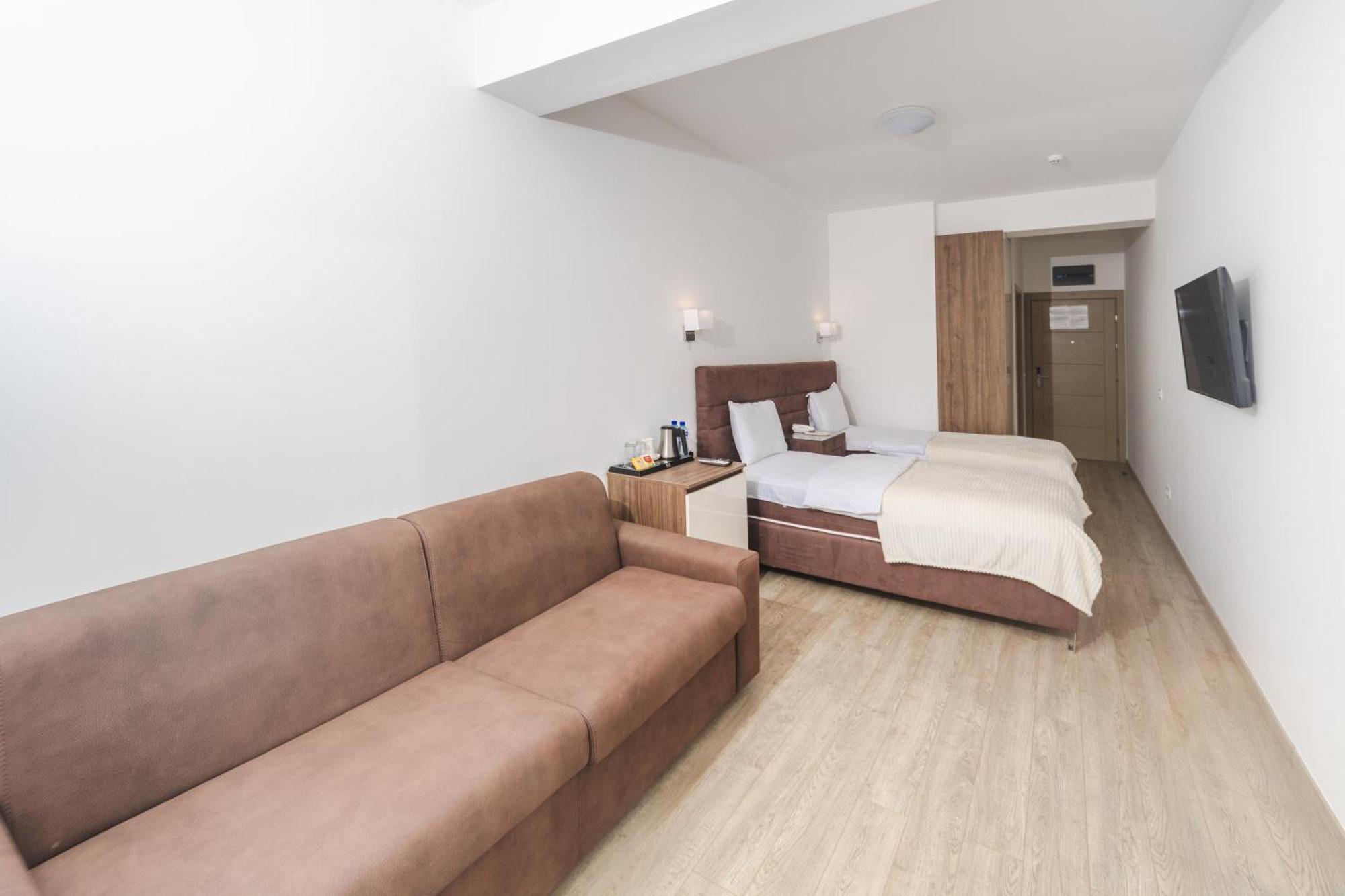 Hotel 219 Будва Экстерьер фото