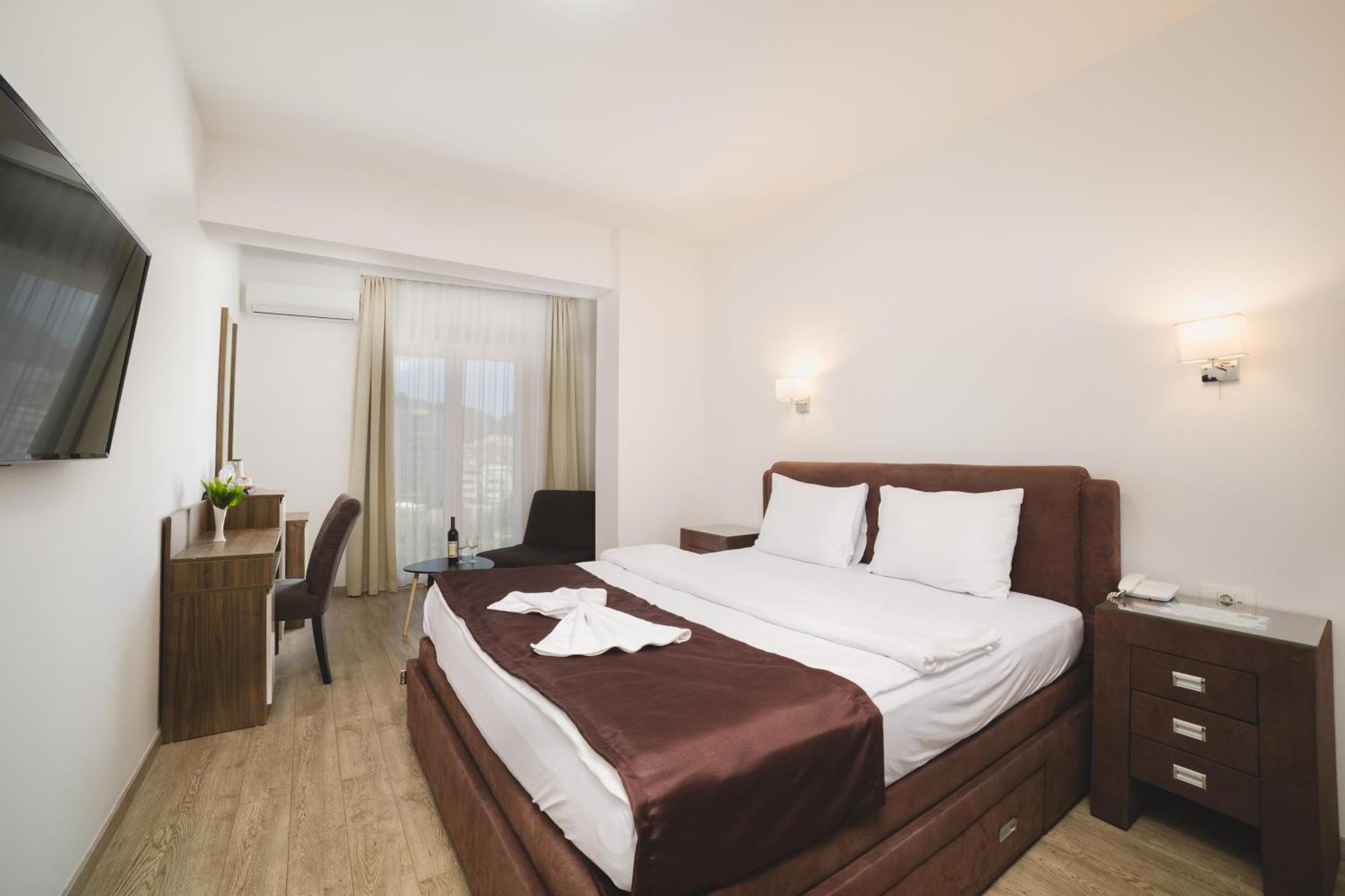 Hotel 219 Будва Экстерьер фото